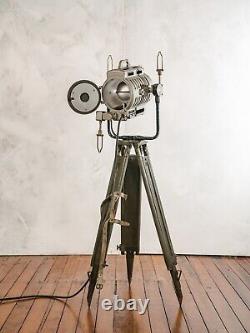 ARRI Vintage Film Spot light Arnold & Richter 1950s Wooden Tripod Floor Lamp