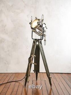 ARRI Vintage Film Spot light Arnold & Richter 1950s Wooden Tripod Floor Lamp