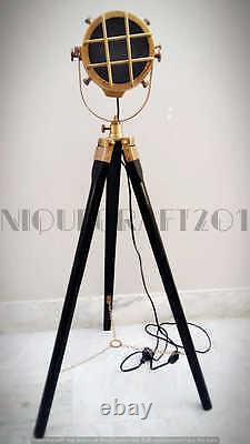 Antique Vintage Style Search Light Designer Floor Lamp WithWooden Tripod