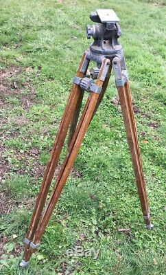 Antique Vintage Wood Tripod by Camera Equip. Co. NY Patent Appl Okay Condition