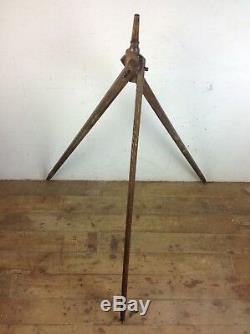 Antique Wooden Camera tripod Vintage spotlight stand floor standing light old