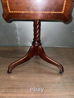 Bombay Co. Vintage Mahogany Top Tripod Pedestal Stand Side Table Vtg. 1994