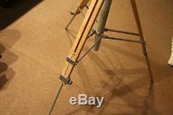 Chicago Majestic Vintage Wood/Aluminum Tripod with 6x7 Pan and Tilt Head #899