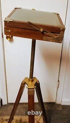 Decorative Antique Old Time Photography Camera And Tripod