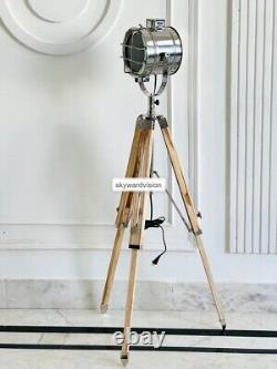 Handmade Industrial Vintage style wooden tripod with studio spotlight 177.8 cm b