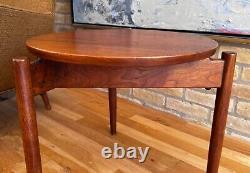 Jens Risom Design Inc Tripod Walnut Wood Side End Table Knoll DWR Vtg Danish Mcm