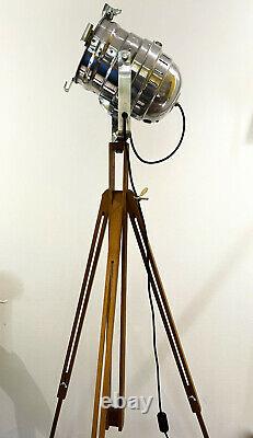 PAR56 Vintage-style Theatre Light on Wooden Tripod