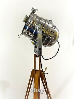 PAR56 Vintage-style Theatre Light on Wooden Tripod