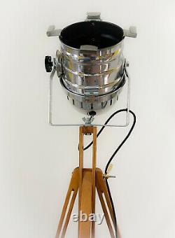 PAR56 Vintage-style Theatre Light on Wooden Tripod