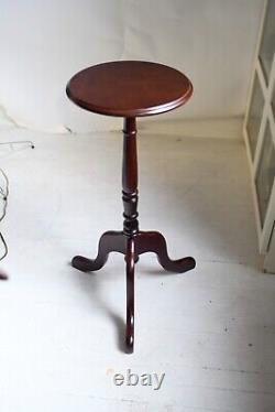 Pair of Vintage Queen Anne Regency Cherry Wood Tripod Torchere Plant Fern Stand