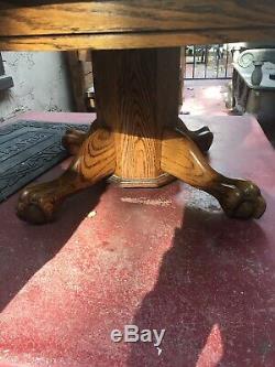 RARE OVAL Oak Coffee Table Tripod Pedestal Unique Grains Lion Bear Paws Vintage