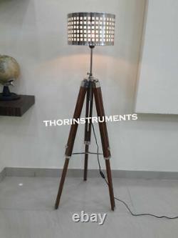 Root Metal Beautiful Wooden Tripod Vintage Looks Lighting Stand Floor Lamp Light