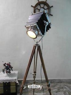 Theater SpotLight With Solid Wooden Tripod Floor Lamp Vintage/Retro Style Item