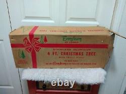 VTG Evergleam Aluminum Christmas Tree & Tri Pod Stand Rare 94 Branch 6' Fountain