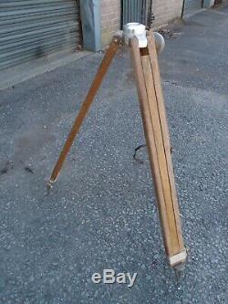 Vintage Kern Aarau Switzerland Wooden & Aluminium Tripod & Surveyor's Level