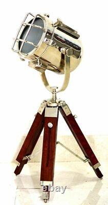 Vintage Lighting Lamp Theater Spot Light With Wooden Floor Tripod. Stand Decor