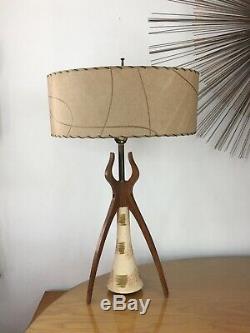 Vintage MID Century Atomic Tripod Lamp! 50's