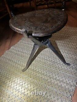 Vintage Malawian Ebony Wood authentic tripod table reversible top. Hand carved