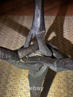 Vintage Malawian Ebony Wood authentic tripod table reversible top. Hand carved