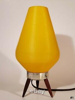 Vintage Mid-Century Modern (Beehive) Tripod Table Lamp 1960s #1