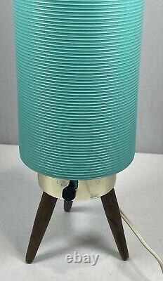 Vintage Mid Century Plastic Shade Table Lamp Tripod Turquoise Cylinder 15 1960s