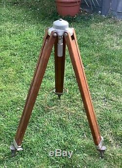 Vintage Swiss Kern Wooden Tripod Theodolite/strand Theatre Light/ Lamp Stand