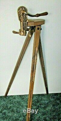 Vintage Vintner Brass & Wood Tripod Corkscrew Wine Bottle Opener