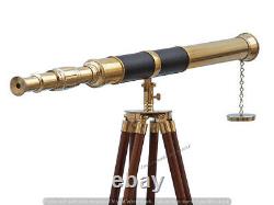 39 Télescope En Laiton Noir Cuir Antique Taille Complète Sur Un Support De Trépied En Bois