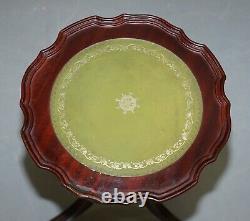 Bevan Funell Charming Green Leather Vintage Mahogany Trépied Lamp Side End Table