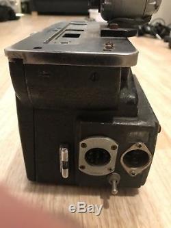Caméra Auricon Cm72 16mm Vintage Avec Trépied En Bois
