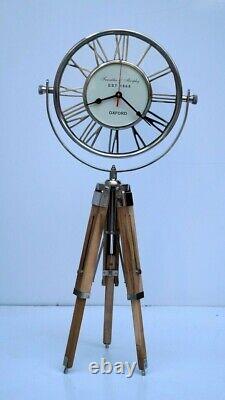 Horloge de bureau nautique vintage sur un trépied en bois réglable décoration marine pour la maison