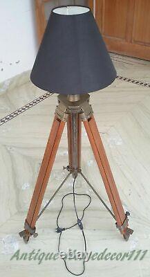Lampe D'ombre Antique Antique Plancher En Bois Lourd Trépied Stand Vintage Maison Réplique