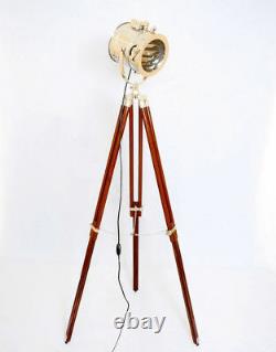 Lampe De Plancher Vintage Spotlight Avec Trépied En Bois Chrome Finish Spot Light Decor