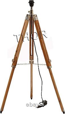 Lampe de sol trépied en bois de teck classique vintage avec abat-jour nautique pour la décoration intérieure