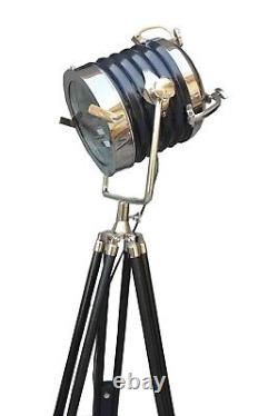 Lampe de sol trépied nautique de style vintage avec projecteur en bois chromé et noir