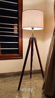 Lampe sur pied en trépied en bois antique pour la décoration de bureau à domicile Lampe vintage pour la nuit