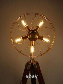Lampe sur pied réglable en forme de ventilateur à trépied en bois avec 5 ampoules de style vintage