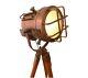 Lampe Sur Pied Trépied En Bois Avec Projecteur, Design Studio En Laiton, Style Vintage