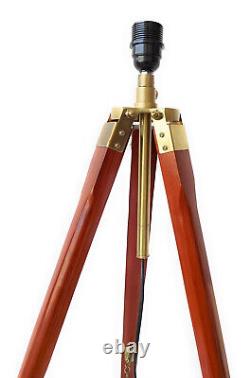 Lampe sur pied trépied en bois vintage brun avec finition antique polonaise lampe de décoration