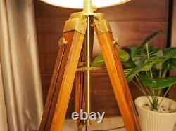 Lampe sur trépied en bois vintage Lampe de sol en bois Lampe en bois de palissandre fabriquée à la main