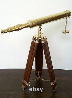 Nautical Vintage Marine Brass Finish Floor Standing Telescope Avec Trépied En Bois