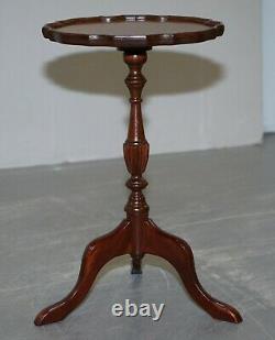 Paire De Bevan Funell His & Her Vintage Mahogany Trépied Lamp Side End Tables