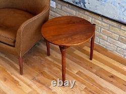 Table d'appoint en bois de noyer à trépied Jens Risom Design Inc Knoll DWR Vtg Danish Mcm