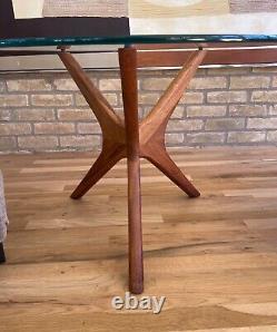 Table d'appoint vintage moderne en bois Tri Symmetric de Vladimir Kagan