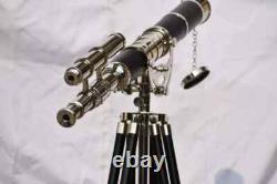 Télescope à double canon en laiton chromé avec trépied en bois sur pied