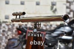 Télescope du maître de port debout en argent nautique 39 avec trépied en bois