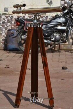 Télescope du maître de port debout en argent nautique 39 avec trépied en bois