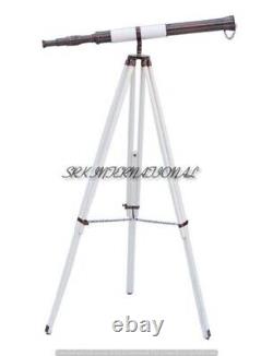 Télescope en laiton antique sur pied en bois de 39 pouces de hauteur