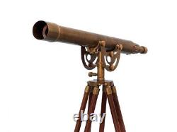 Télescope nautique antique sur pied en laiton avec trépied en bois TM8