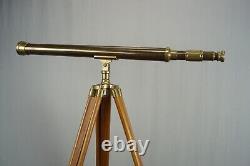 Télescope vintage brun fait à la main avec trépied en bois Support en laiton antique Télescope